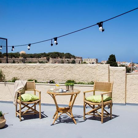 شقة Giardino Apt, Comfort With Views To Remember! ريثيمنو المظهر الخارجي الصورة