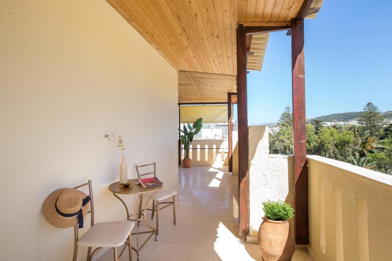 شقة Giardino Apt, Comfort With Views To Remember! ريثيمنو المظهر الخارجي الصورة