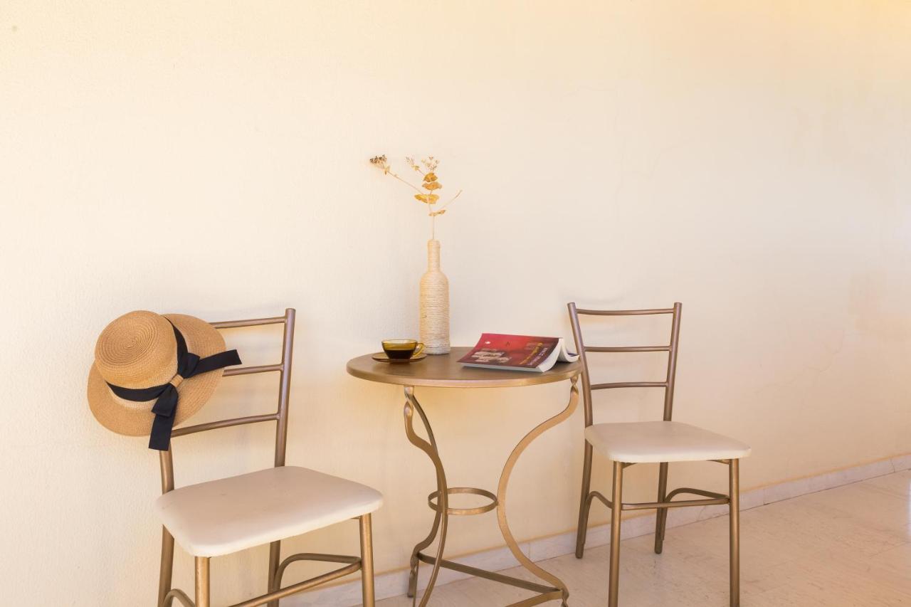 شقة Giardino Apt, Comfort With Views To Remember! ريثيمنو المظهر الخارجي الصورة